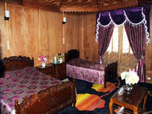 The Mughal Sheraton Houseboat Hotel Durgjan Exterior foto